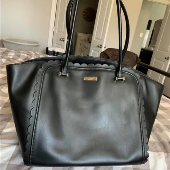 kate spade Handbags - Kate Spade Purse
